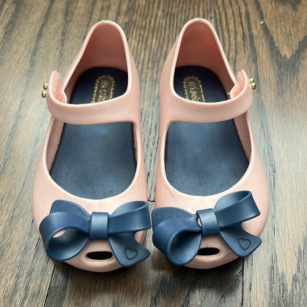 Mini Melissa’s in good condition